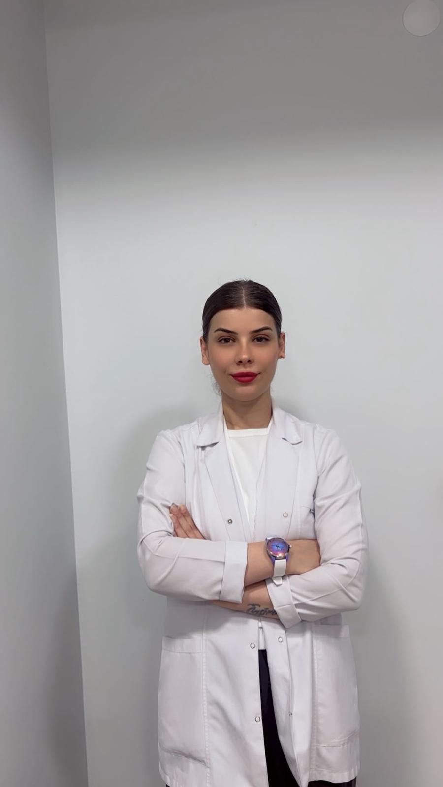 Elif Özçelik